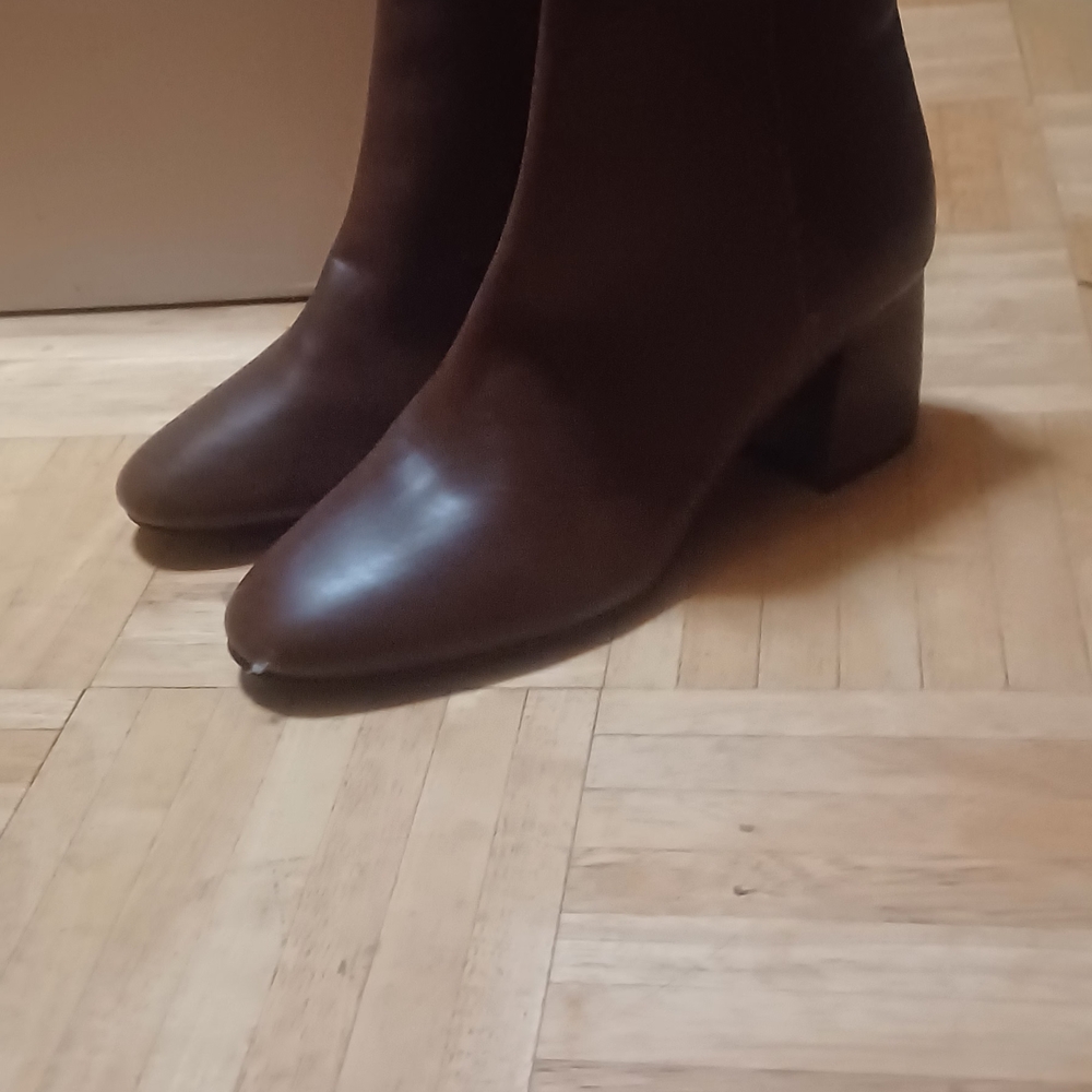 Chinese Laundry Brown Heeled Boots